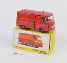 French Dinky 570p Fourgon 'Pompiers' Virtually Mint/Boxed (J.C)