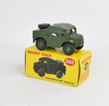 Dinky toys 688 Field Artillery Tractor Virtually Mint/Nice box (Plastic hubs)