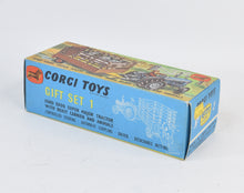 Corgi Toys Gift set 1 Ford 5000 with Beast Carrier Virtually Mint/Nice box
