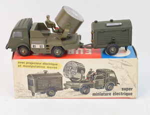CIJ 3/96 Military searchlight lorry Virtually Mint/Boxed