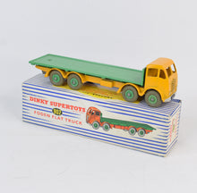 Dinky toys 902 Foden flat truck Virtually Mint/Nice box (H. Hudson Dobson)