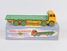 Dinky toys 902 Foden flat truck Virtually Mint/Nice box (H. Hudson Dobson)