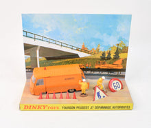 French Dinky 570A Fourgon Peugeot J7 Depannage Autoroutes Virtually Mint/Nice box