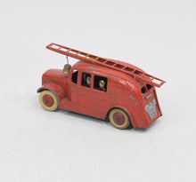 Dinky toys 25k pre war Steamlined Fire Engine Near Mint