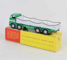Dinky Toys 935 Leland Octopus Chain Wagon Virtually Mint/Nice box (Grey plastic hubs)