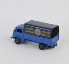 French Dinky 25jb Ford 'S.N.C.F' Covered wagon Virtually Mint
