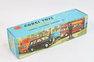 Corgi toys Gift set 35 London Transport set Virtually Mint/Nice box