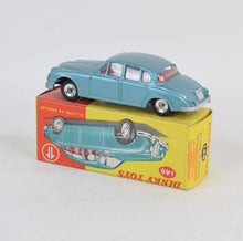 Dinky toys 146 2.5 Litre Daimler Virtually Mint/Nice box