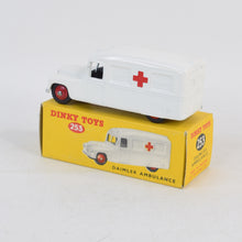 Dinky toys 253 Daimler Ambulance Virtually Mint/Nice box