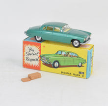 Corgi toys 238 Mark X Jaguar Virtually Mint/Nice box
