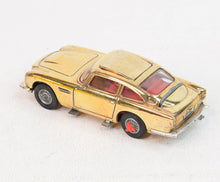 Corgi toys 270 Gold plated Aston ( 1 of 7 known)