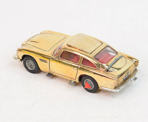 Corgi toys 270 Gold plated Aston ( 1 of 7 known)