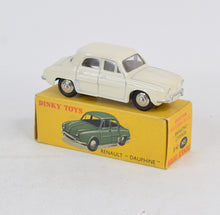French Dinky 24e/524 Renault Dauphine Virtually Mint/Nice box (With windows)