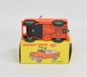 Dinky toy 340 Land-Rover Virtually Mint/Boxed (Green plastic hubs)