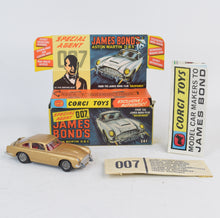 Corgi Toys 261 James Bond DB5 Virtually Mint/Boxed (Without Ind Casting)