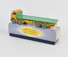 Dinky toys 902 Foden flat truck Virtually Mint/Boxed