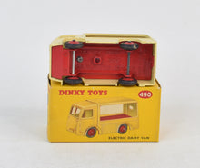 Dinky Toys 490 Electric Dairy Van Virtually Mint/Nice box (MR)