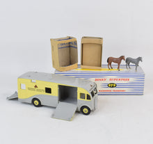 Dinky toys 979 'NEWMARKET'  Horse Box Virtually Mint/Nice box (MC)