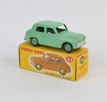 Dinky Toys 154 Hillman Minx Virtually Mint/Nice box (MR)