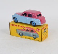 Dinky Toys 154 Hillman Minx Virtually Mint/Nice box (MR)