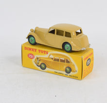 Dinky toys 151 Triumph 1800 Virtually Mint/Nice box (MR)