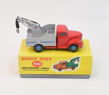 Dinky Toys 430 Commer Breakdown Virtually Mint/Boxed (rare blue metal hubs)