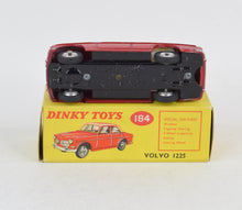 Dinky toys 184 Volvo 122s Virtually Mint/Nice box (MR)