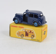 Dinky Toys 40H/254 Austin Taxi Virtually Mint/Boxed (MR)