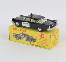 Dinky toys 258 De Soto Fireflite Virtually Mint/Nice box (MR)