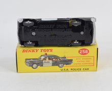 Dinky toys 258 De Soto Fireflite Virtually Mint/Nice box (MR)