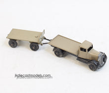 Dinky toy 25T Flat truck & trailer Virtually Mint (4th type)