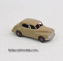 Dinky toys 159 Morris Oxford Virtually Mint (Light fawn/maroon hubs) 'Stockbridge Collection'