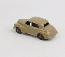 Dinky toys 159 Morris Oxford Virtually Mint (Light fawn/maroon hubs) 'Stockbridge Collection'