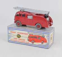 Dinky toys 555 Fire Engine Virtually Mint/Nice box (MR)