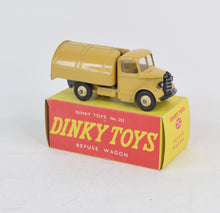 Dinky toys 252 Refuse Wagon Virtually Mint/Nice box