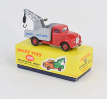 Dinky Toys 430 Commer Breakdown Virtually Mint/Nice box
