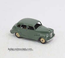 Dinky Toys 152 Austin Devon Virtually Mint
