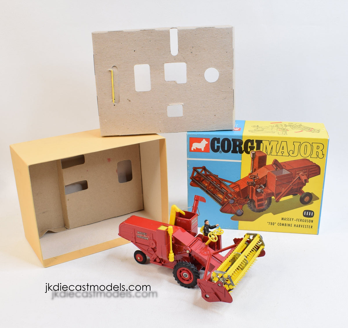 Corgi toys 1111 Massey-Ferguson Combine Virtually Mint/Lovely box