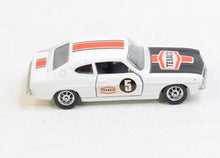 Corgi toys 331 Ford 3 litre Capri Very Near Mint (Open spoke wheels)