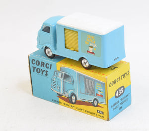 Corgi toys 435 Karrier Bantam Dairy Produce Virtually Mint/Boxed (Shaped hubs)