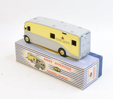 Dinky toys 979 'NEWMARKET'  Horse Box Virtually Mint/Boxed
