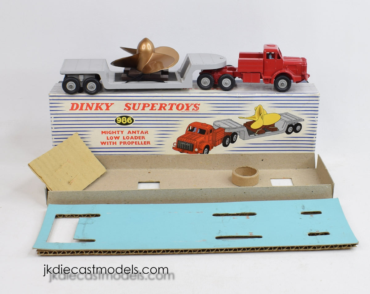 Dinky toy 986 Mighty Antar with Propeller Virtually Mint/Nice box (without windows)