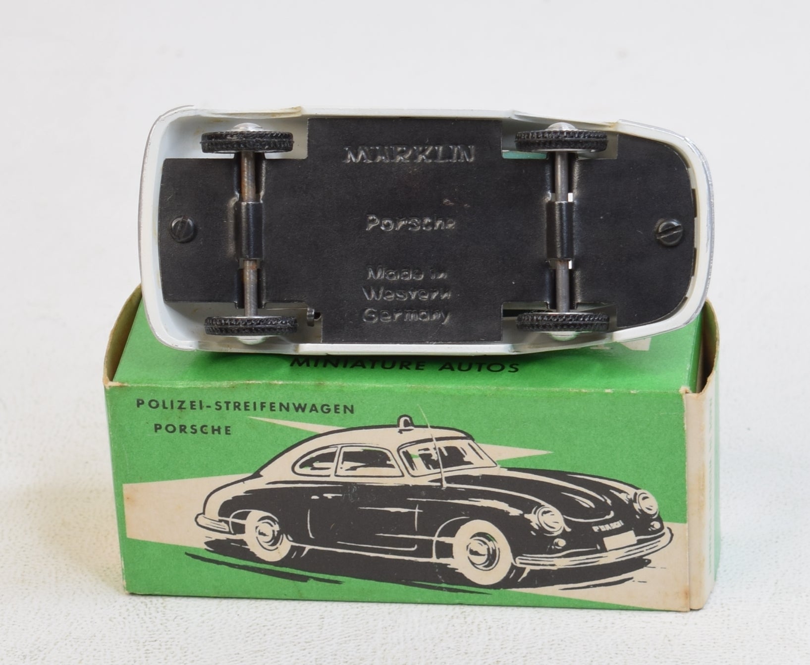 Marklin 8024 Polizei Porsche Virtually Mint/Boxed (Light cream