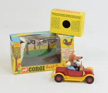 Corgi toys 808 Basil Brush Virtually Mint/Nice box ''The Winchester Collection''