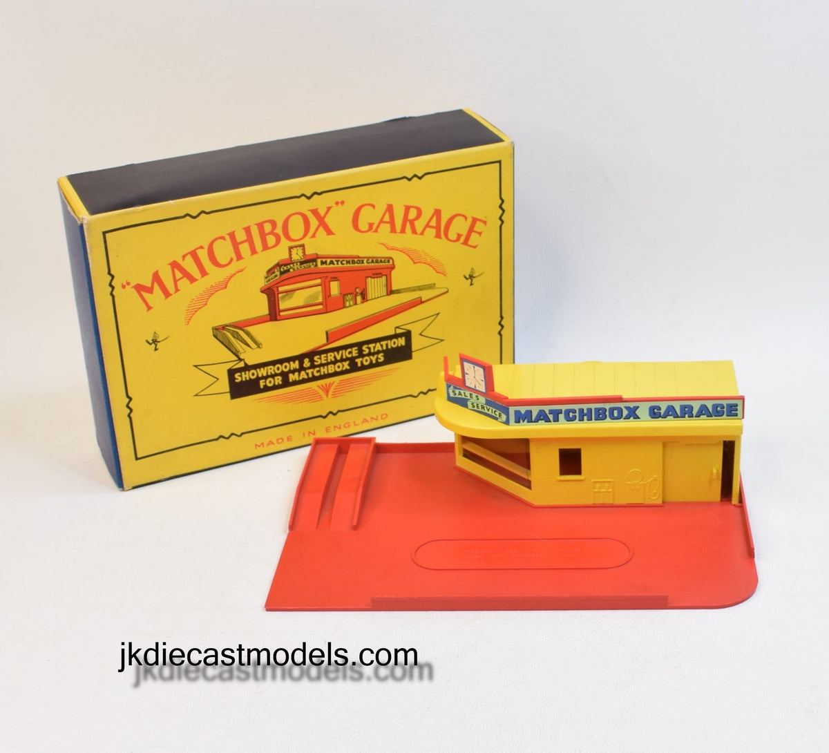 Matchbox Lesney Showroom & Service station Virtually Mint/Nice box