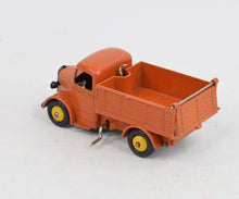 Dinky Toys 25m Bedford End Tipper Virtually Mint