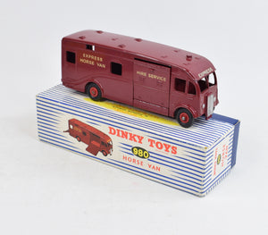 Dinky toys 980 U.S Export Horse Box Virtually Mint/Boxed