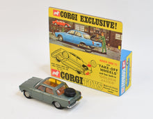 Corgi toys 275 Rover 2000 TC Virtually Mint/Nice box