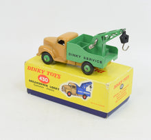 Dinky Toys 430 Commer Breakdown Virtually Mint/Boxed (Green hubs)