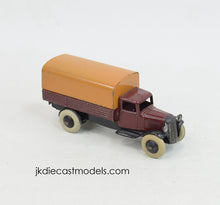 Dinky toy 25b Covered wagon Virtually mint